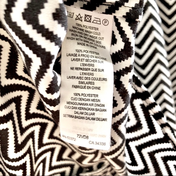 French Connection Black & White Chevron Hi-lo Top - Picture 4 of 5